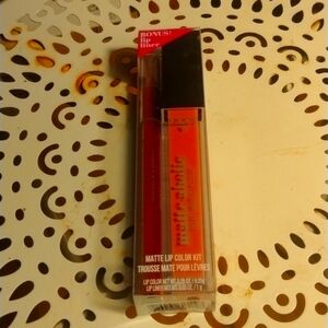 Hard candy mattaholic velvet mousse lip color